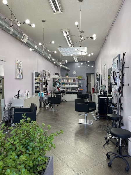 International Beauty Salon