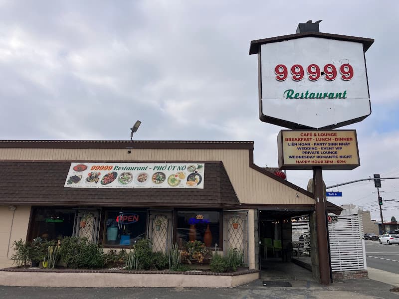99999 Restaurant - Phở Út Nô