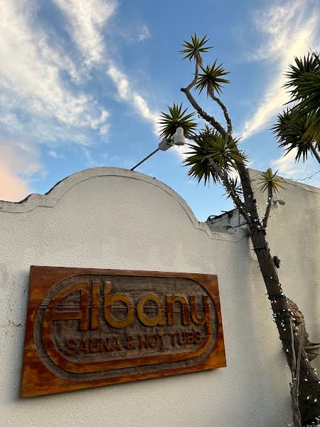 Albany Sauna, Massage Therapy, Facials & Hot Tubs 4