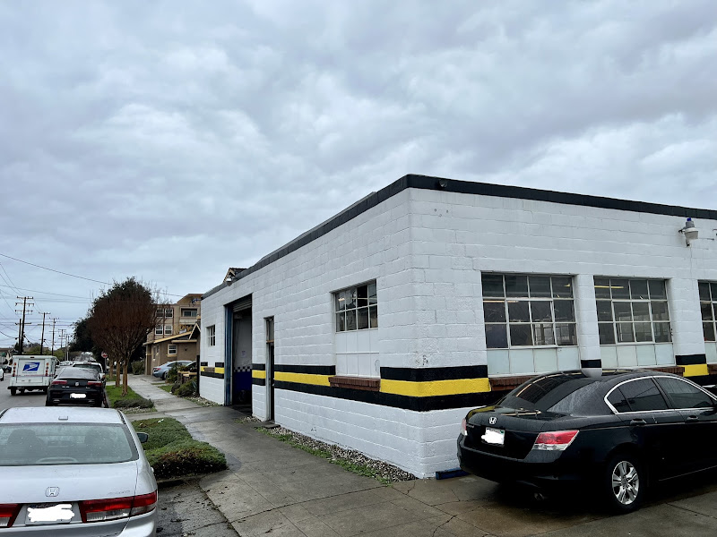 BOB'S PRO-AUTO SERVICE LLC 4