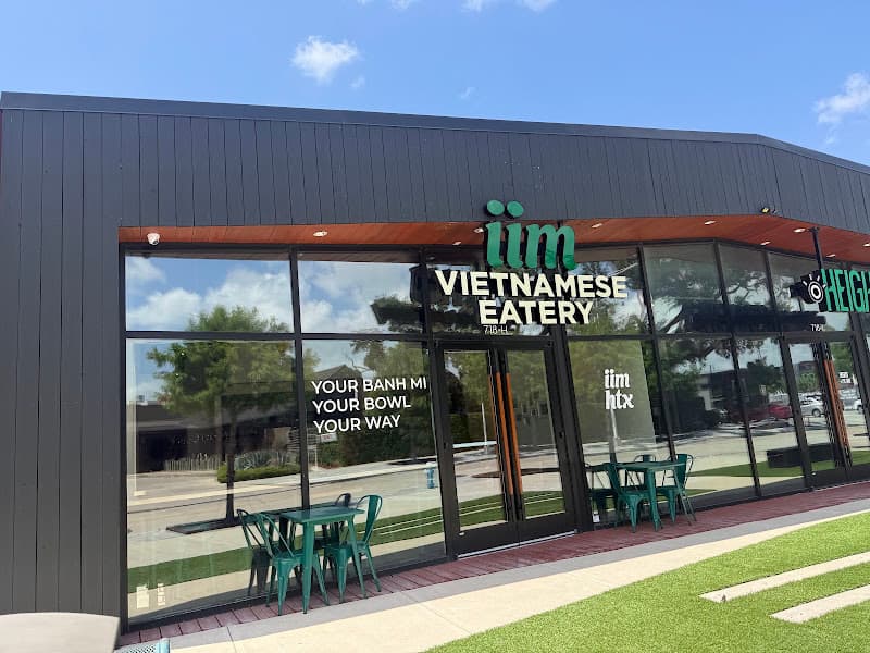 iim Vietnamese Eatery