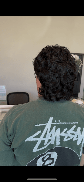 RT7 Beauty Salon