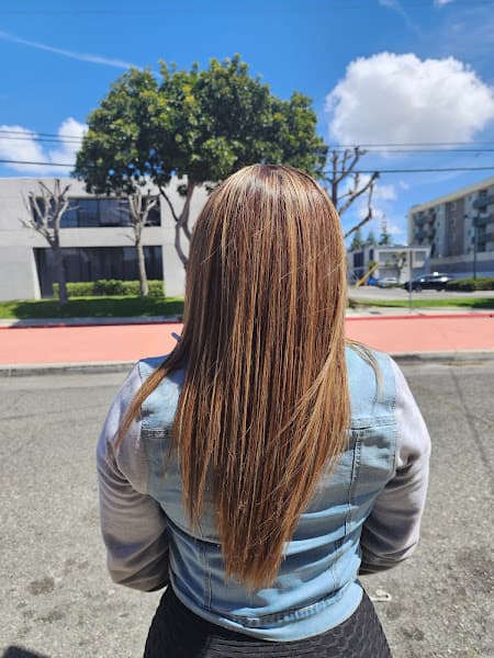 Leez Hair Salon