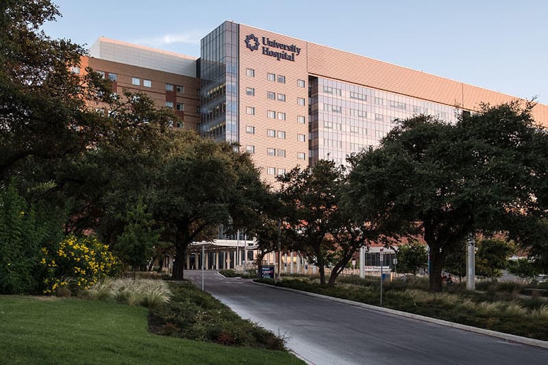 Discharge Pharmacy - University Health Women's & Children's Hospital 3