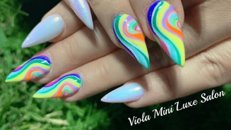 Viola Mini Luxe Salon