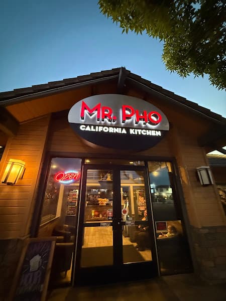 Mr. Pho - California Kitchen & Bar