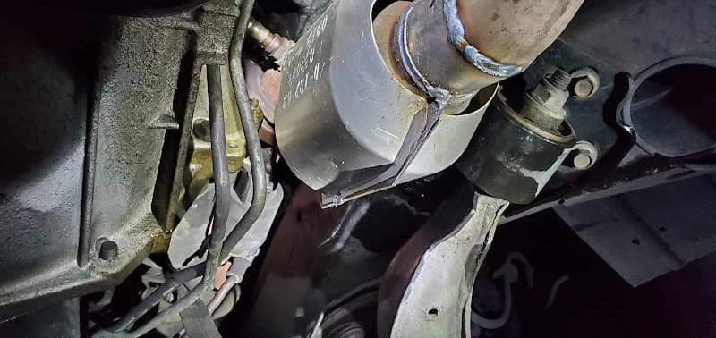 MUFFLERS & AUTO REPAIR GARAGE