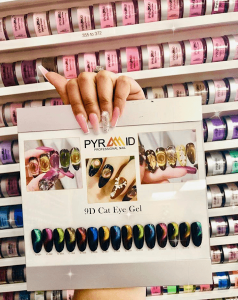 VIP Organic Nails