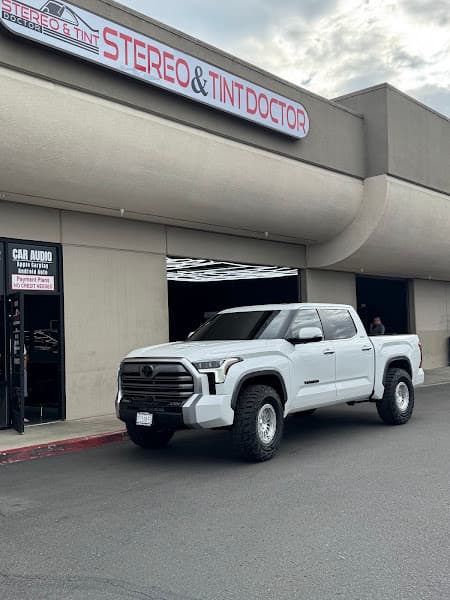 STEREO AND TINT DOCTOR