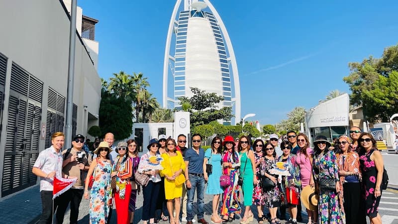 Viet Celebrities Travel