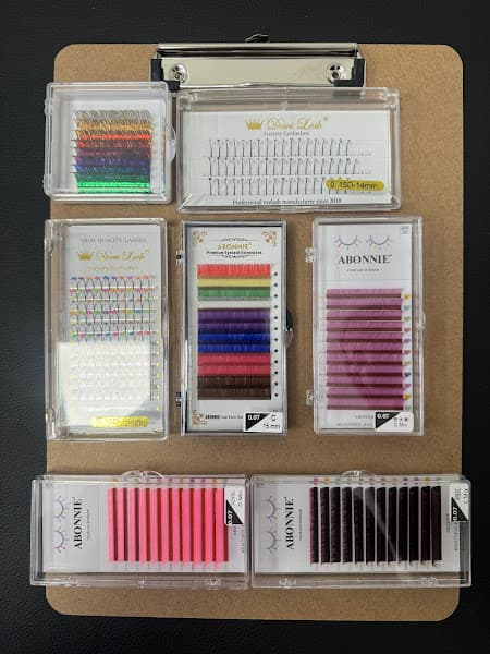 Blink Blink Lashes