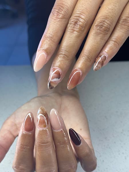 Kitchen Nail Bar - Coleman