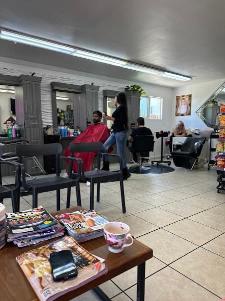 Frida Beauty Salon 5