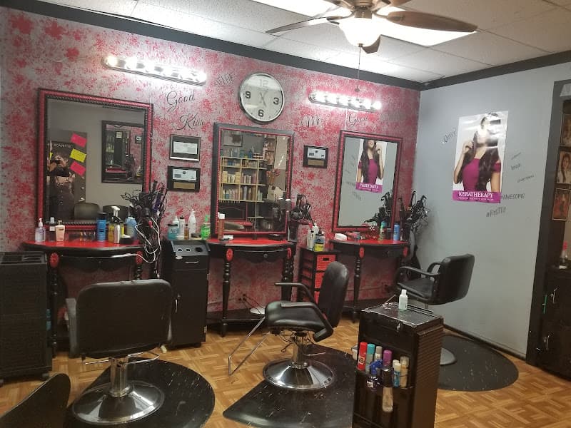 Revolution beauty Salon 3
