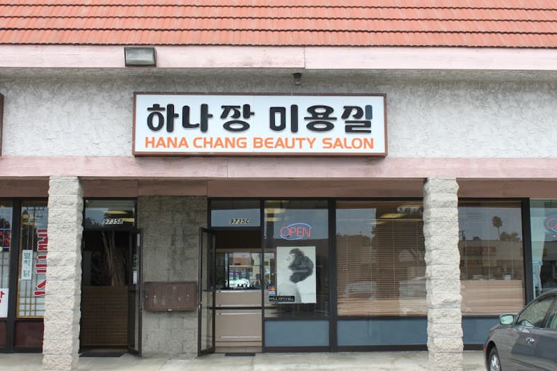 Hana Chang Beauty Salon 2