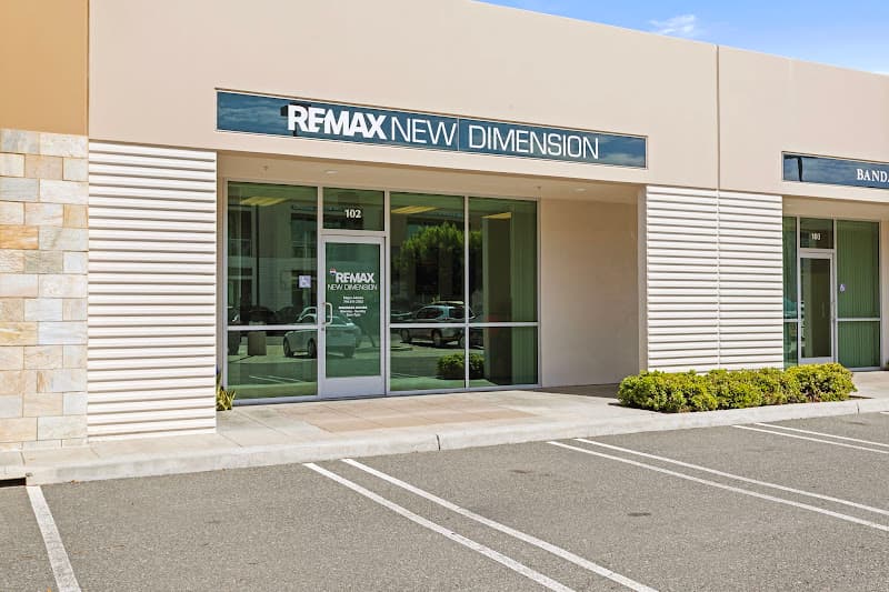 RE/MAX New Dimension