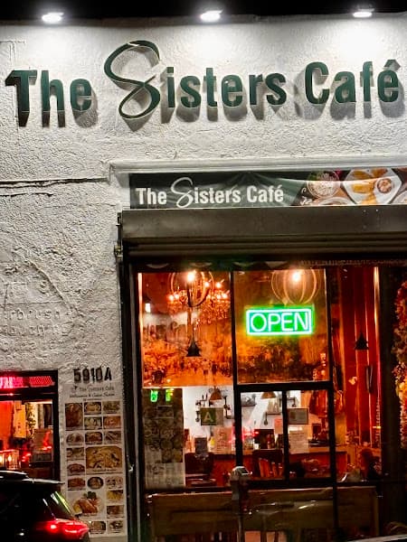 The Sisters Cafe Vietnamese & Asian Fusion (PHO)