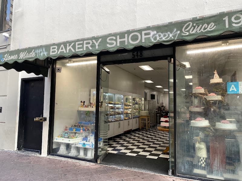 Gourmet LA Bakery