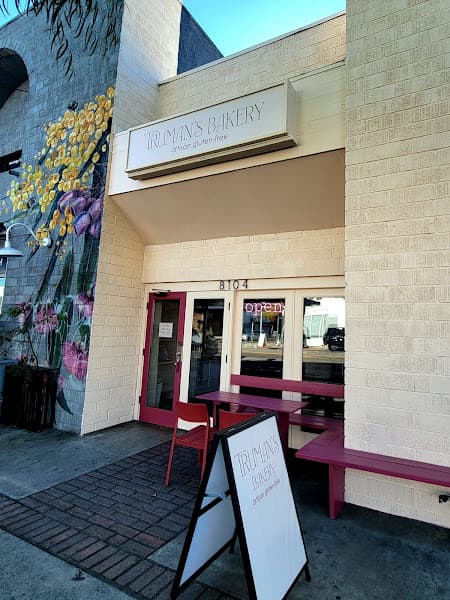 TRUMAN'S BAKERY - formerly fonuts
