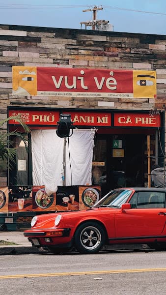 Vui Ve - Brentwood