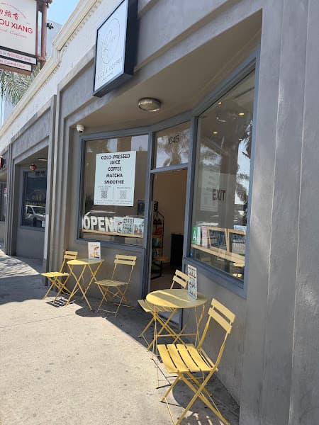 Rise Juice & Coffee Hollywood