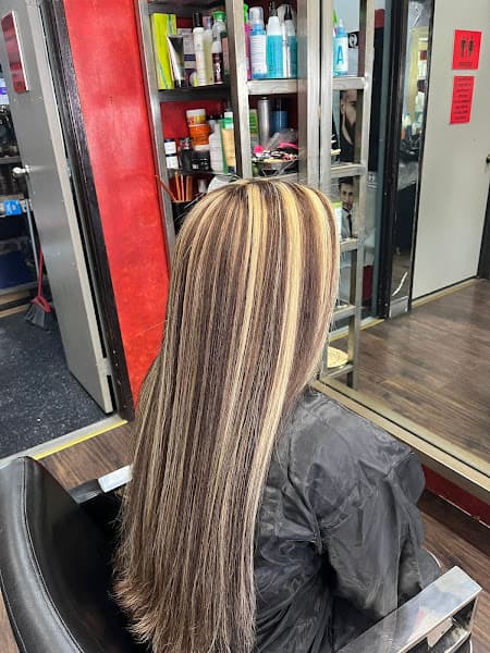Salon New Look Studio