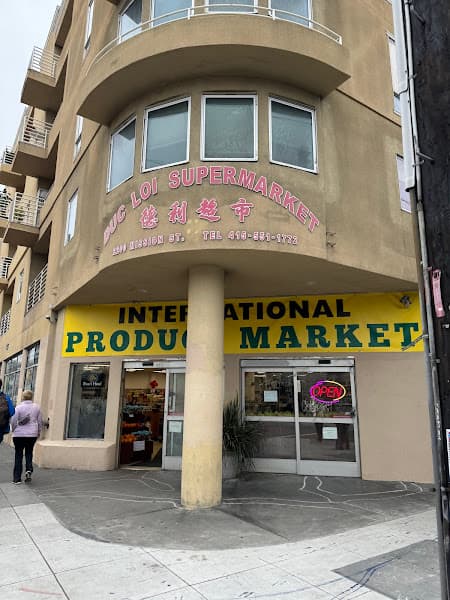 Duc Loi Supermarket
