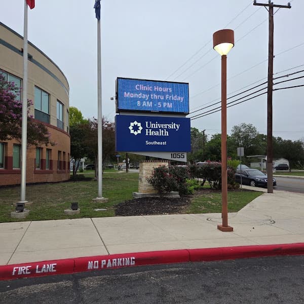Pharmacy - University Health Southeast 4