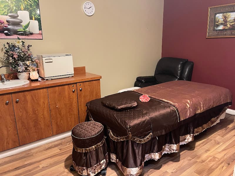 Ark Massage & Spa