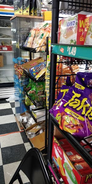 Yoon Wady Food Store 4