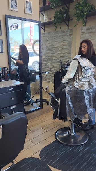 V V Hair Studio 2