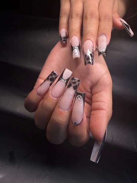 Nails blossom 2