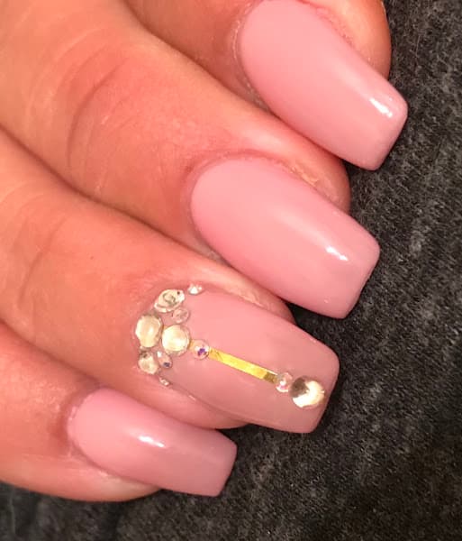 uno nails 2