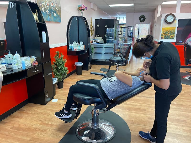 Himalayan Threading Salon 3