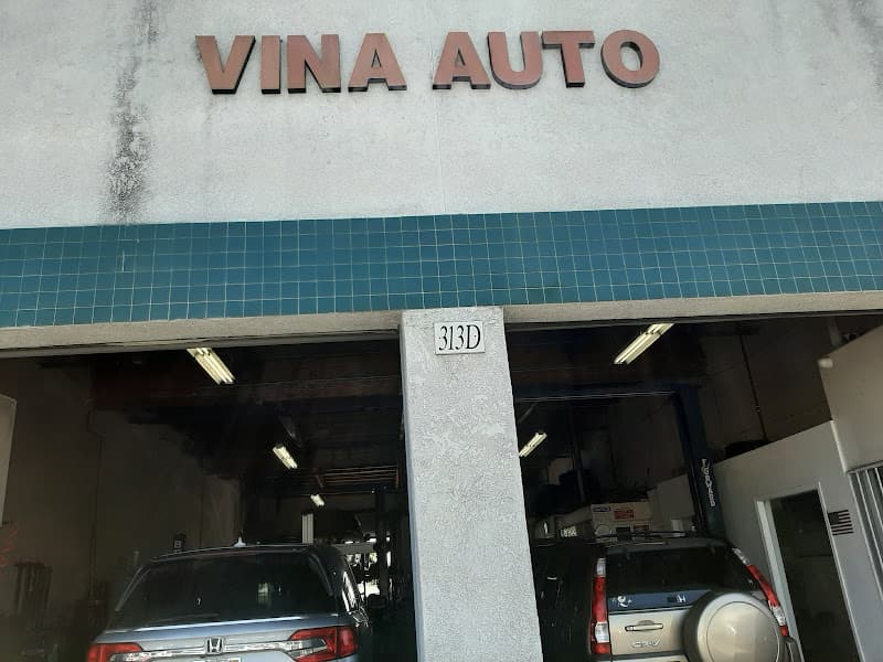 Vina Auto Repair 4