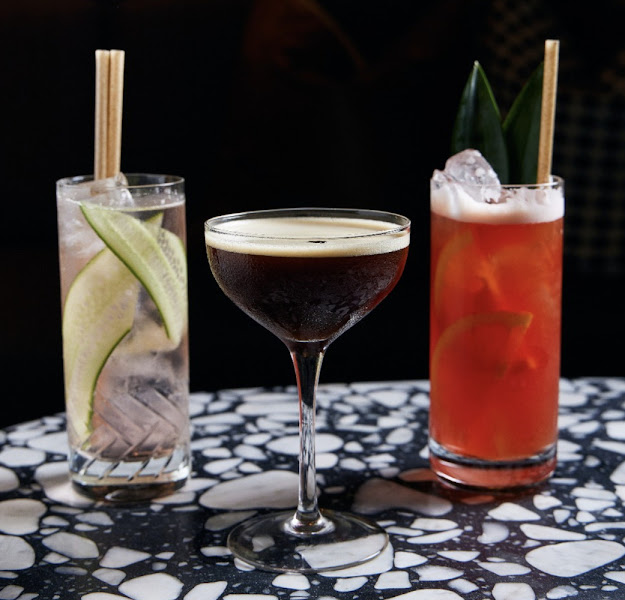 La Société Bar & Café 5