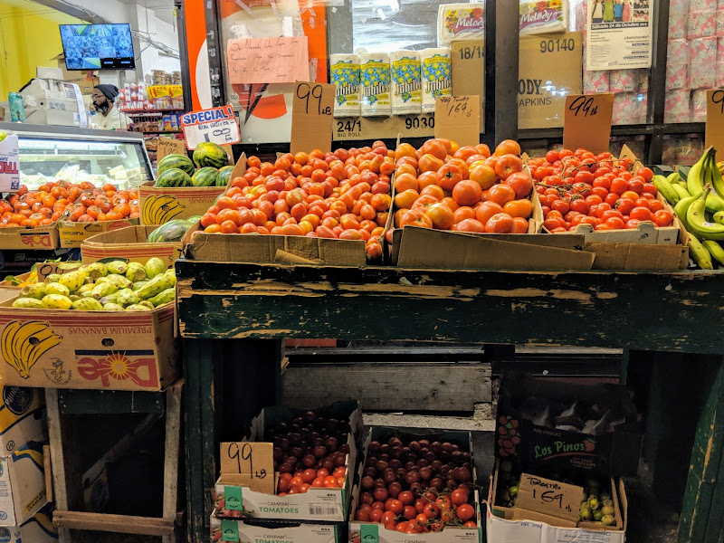 Casa Latina market 3