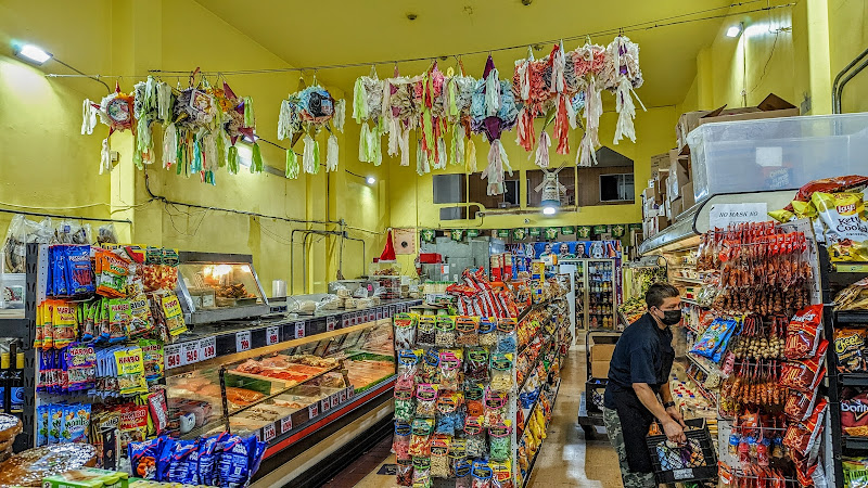 Casa Latina market 5