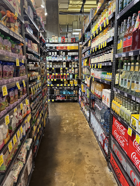 Canyon Market 5