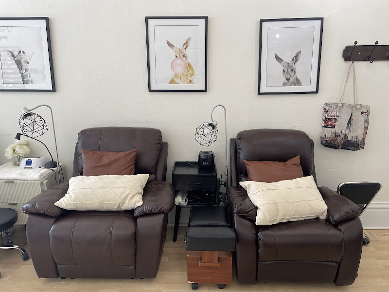 Tint Nail Spa 4