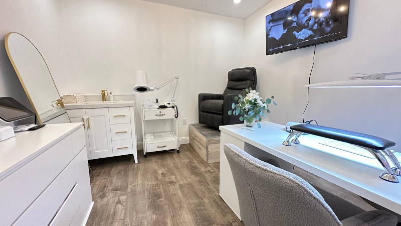 AM Nail Studio 1