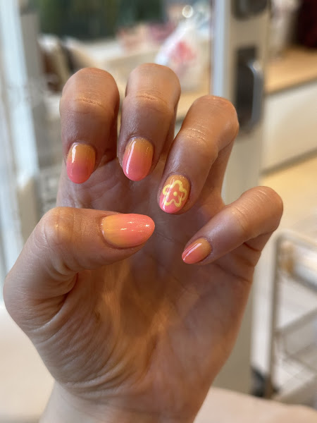 Shade Nail Spa 4