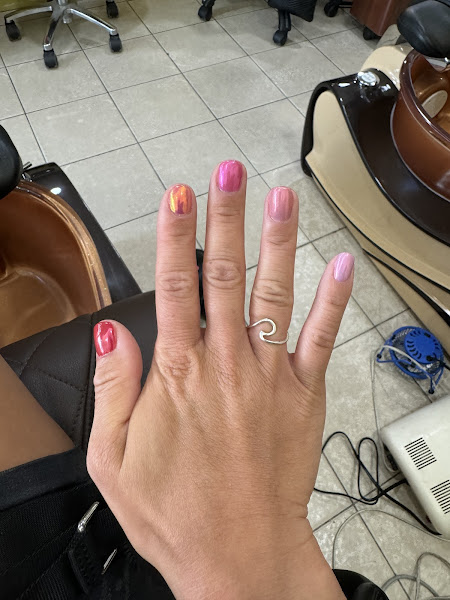Mini's Nails 3