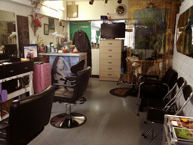 Ling's Salon 3