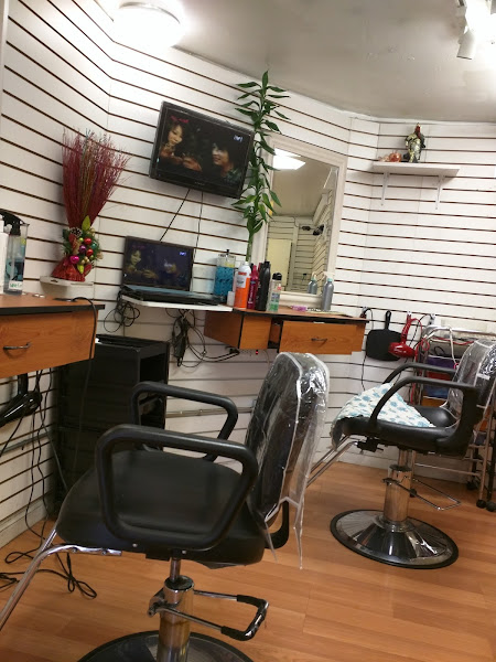 Mona Lisa Hair Salon 2