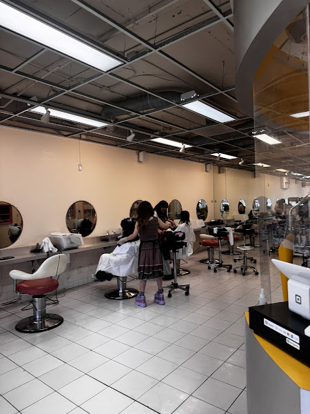 Arty Hair Salon 3