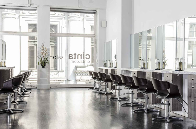Cinta Salon 3
