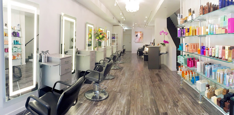 Salon Nine 1