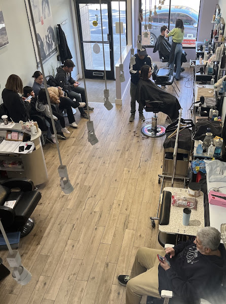 Lombard Beauty Salon 2