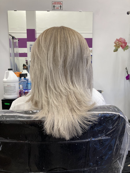 Golden beauty salon 4